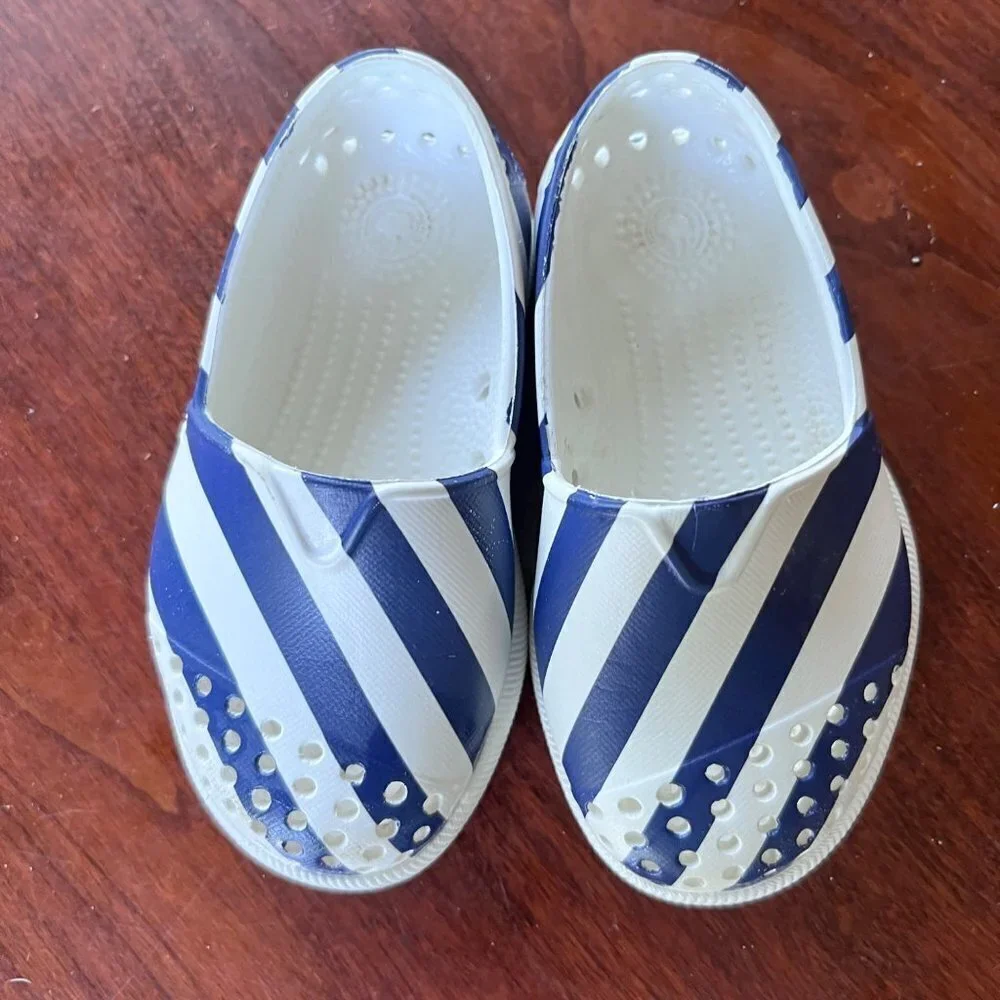 Native Blue and White Striped‎ Shoes- Size Toddler 4C